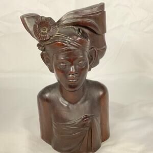 INDONESIAN BALI ASIAN HAND CARVED HARDWOOD WOMEN FEMALE GIRL BUST 8.5 IN